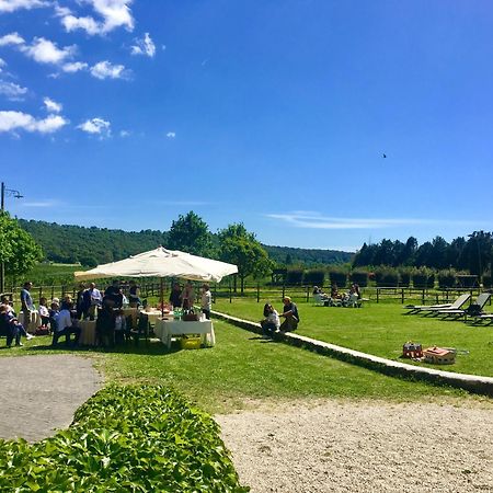 Agriturismo Potrero Grande Sul Lago Di Martignano Con Spiaggia 캄파냐노 디 로마 외부 사진