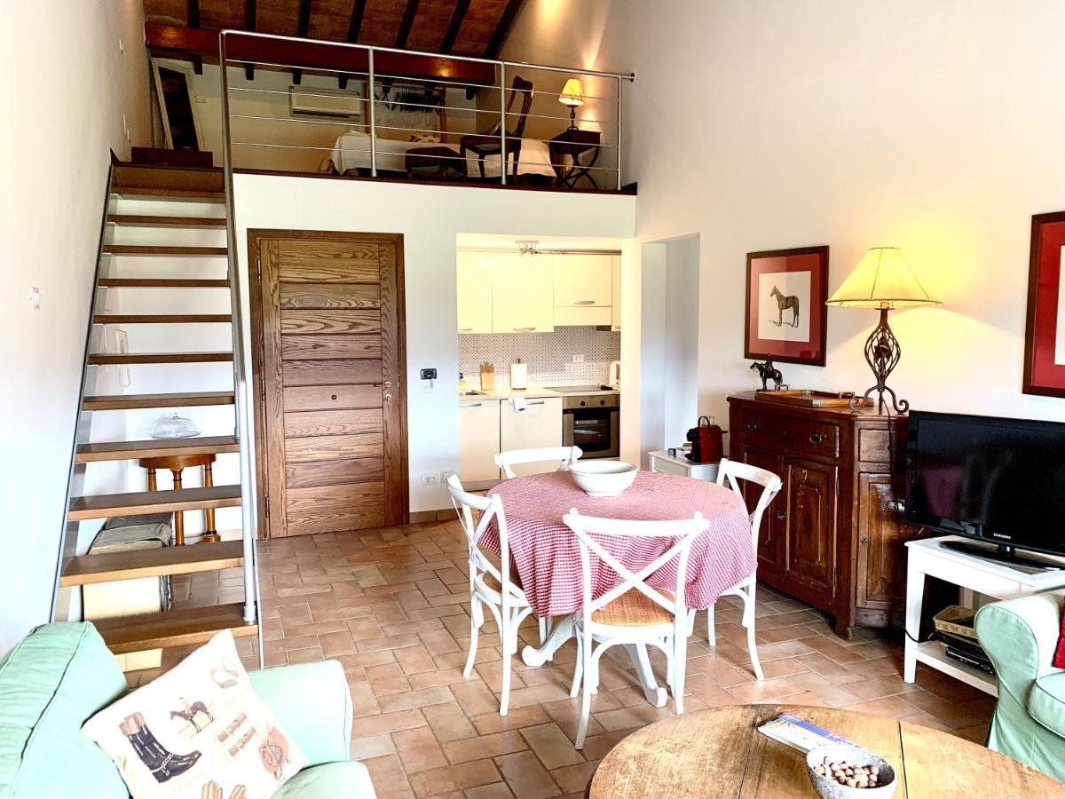 Agriturismo Potrero Grande Sul Lago Di Martignano Con Spiaggia 캄파냐노 디 로마 외부 사진