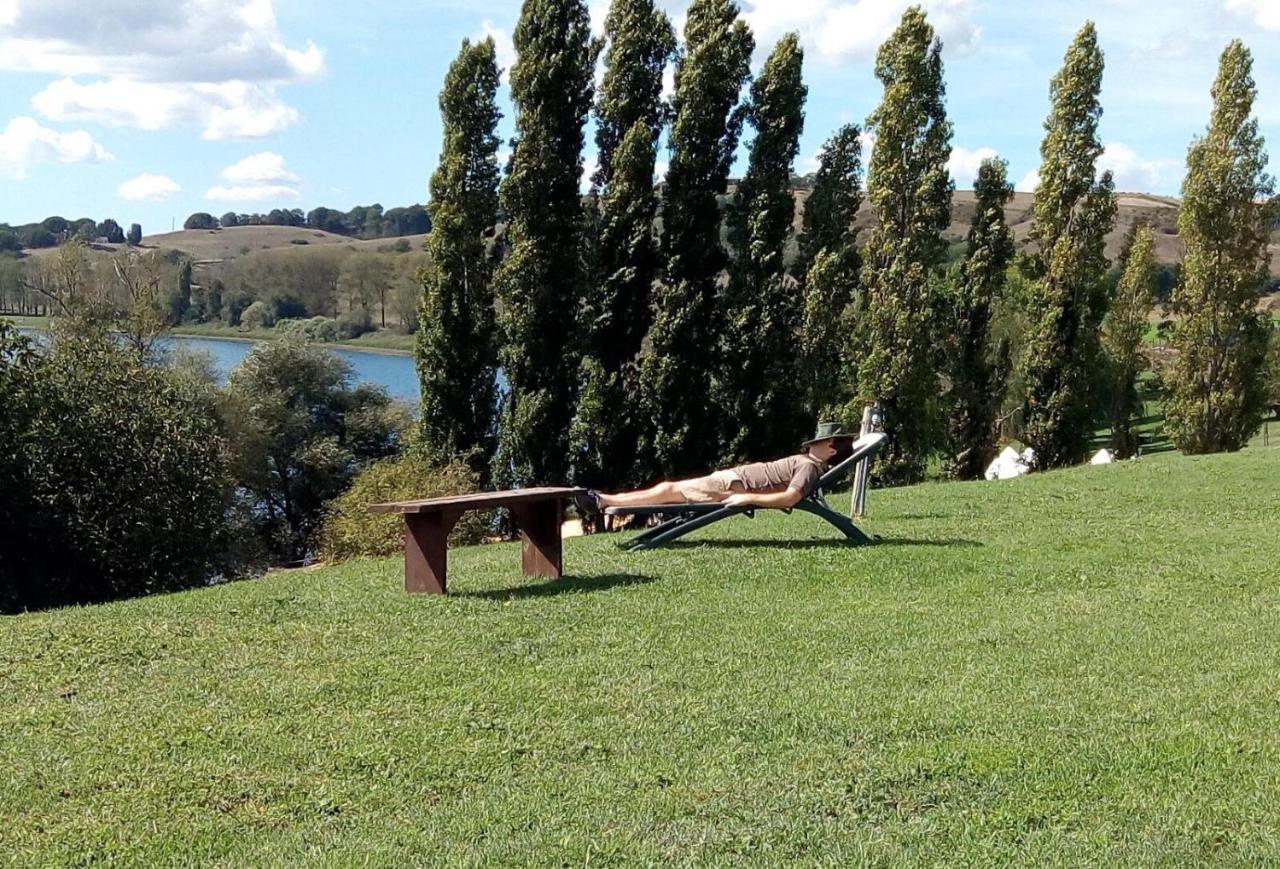 Agriturismo Potrero Grande Sul Lago Di Martignano Con Spiaggia 캄파냐노 디 로마 외부 사진