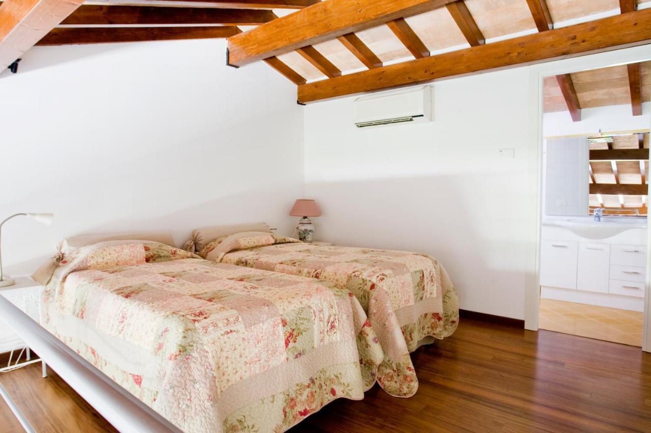 Agriturismo Potrero Grande Sul Lago Di Martignano Con Spiaggia 캄파냐노 디 로마 외부 사진